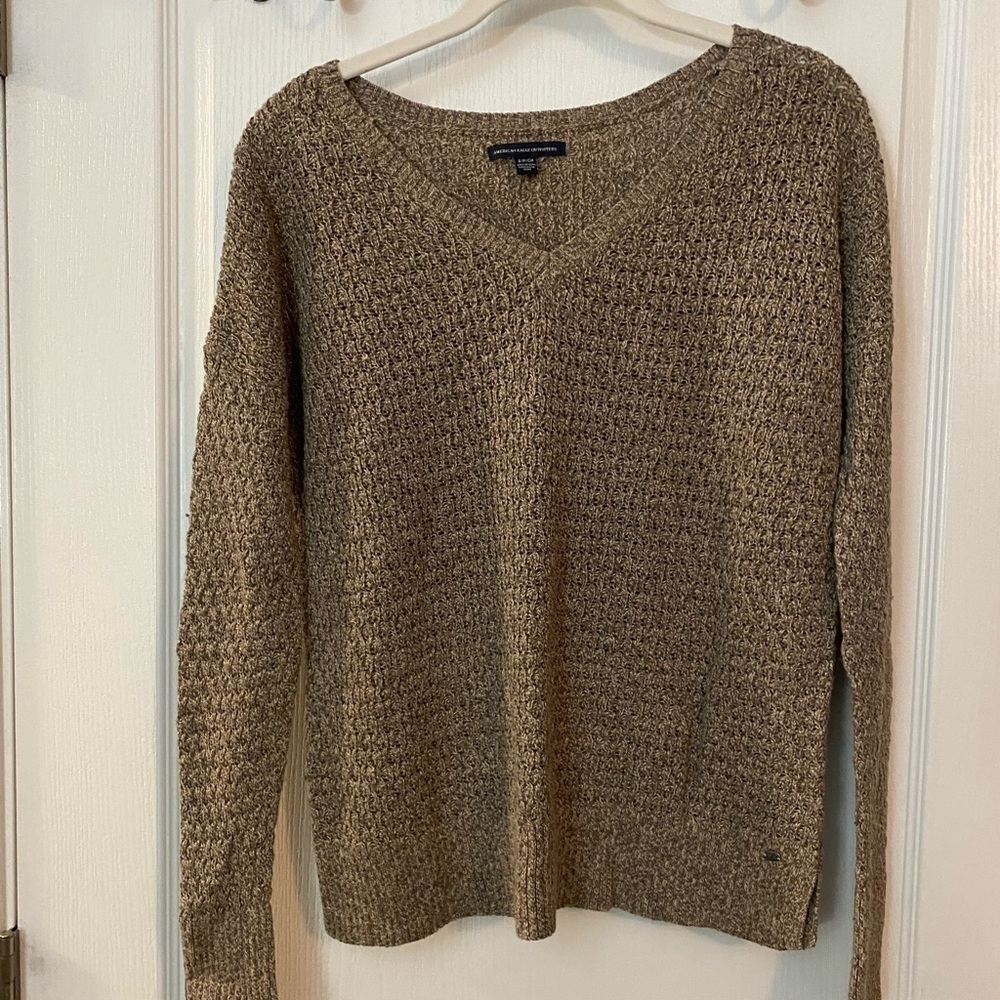 American Eagle Cable Knit Sweater womens S tan classic vneck‎ nuetral fisherman
